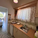 Nikos