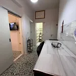 Apartament Nikos Apts & Keri
