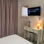Nikos *