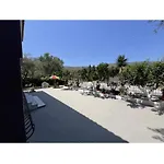 Nikos