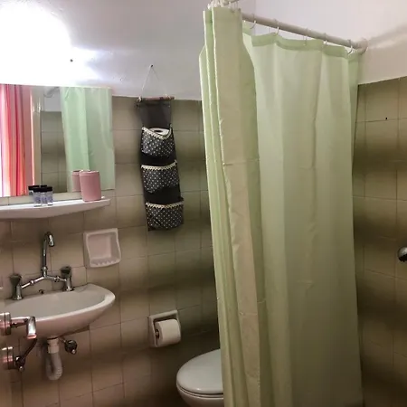 Nikos Apartment *