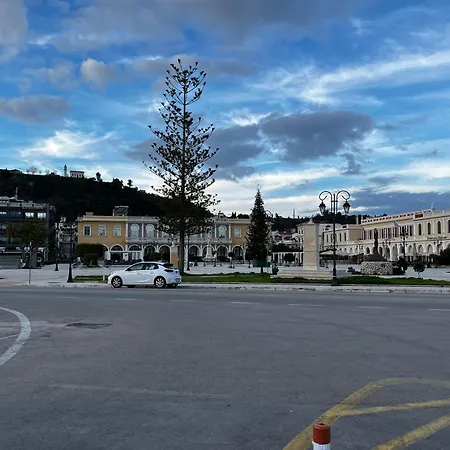 Nikos Apartment *
