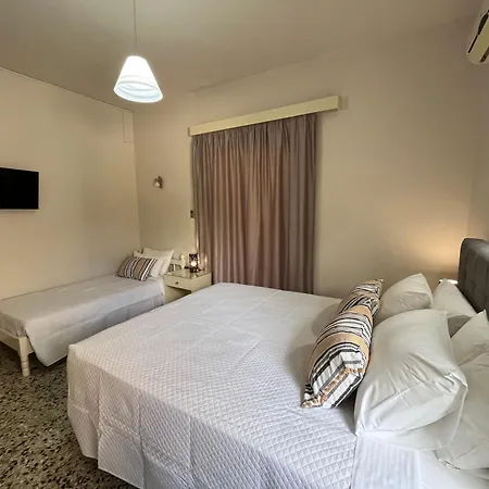 Nikos Appartement Keri