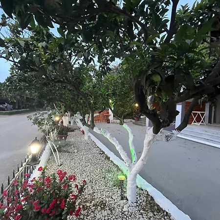 Apartment Nikos Keri