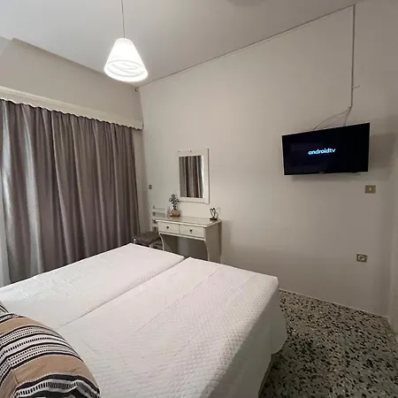 Nikos Apts & *