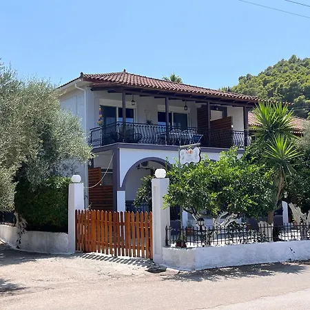 Nikos Apts &