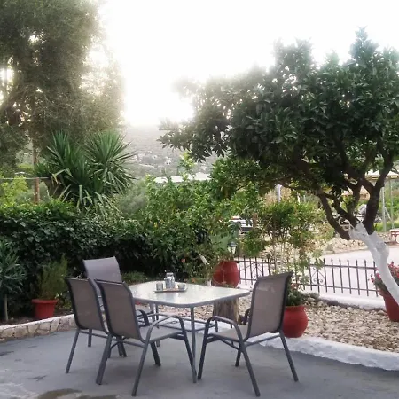 Nikos Appartement Keri