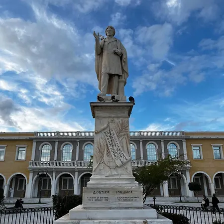 Nikos Appartement