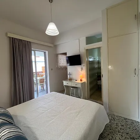 Nikos Apts & Apartmán