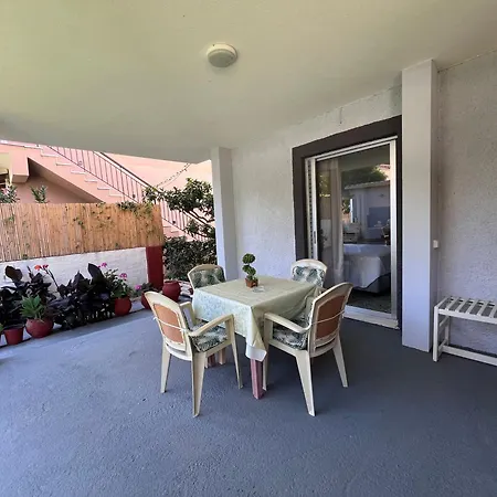 Apartmán Nikos Apts &